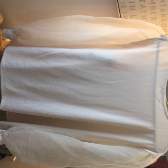 Cream sheer sleeves shirt - Picture 4 of 4